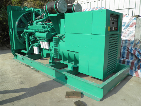 历下发电车出租-柴油发电机组在使用的过程中应该做好哪些防护工作