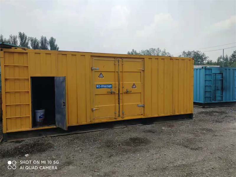 历下200KW柴油发电机组需要配备什么型号的电缆线？