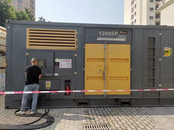 历下500KW发电机组冬季应该配多大的启动电瓶？